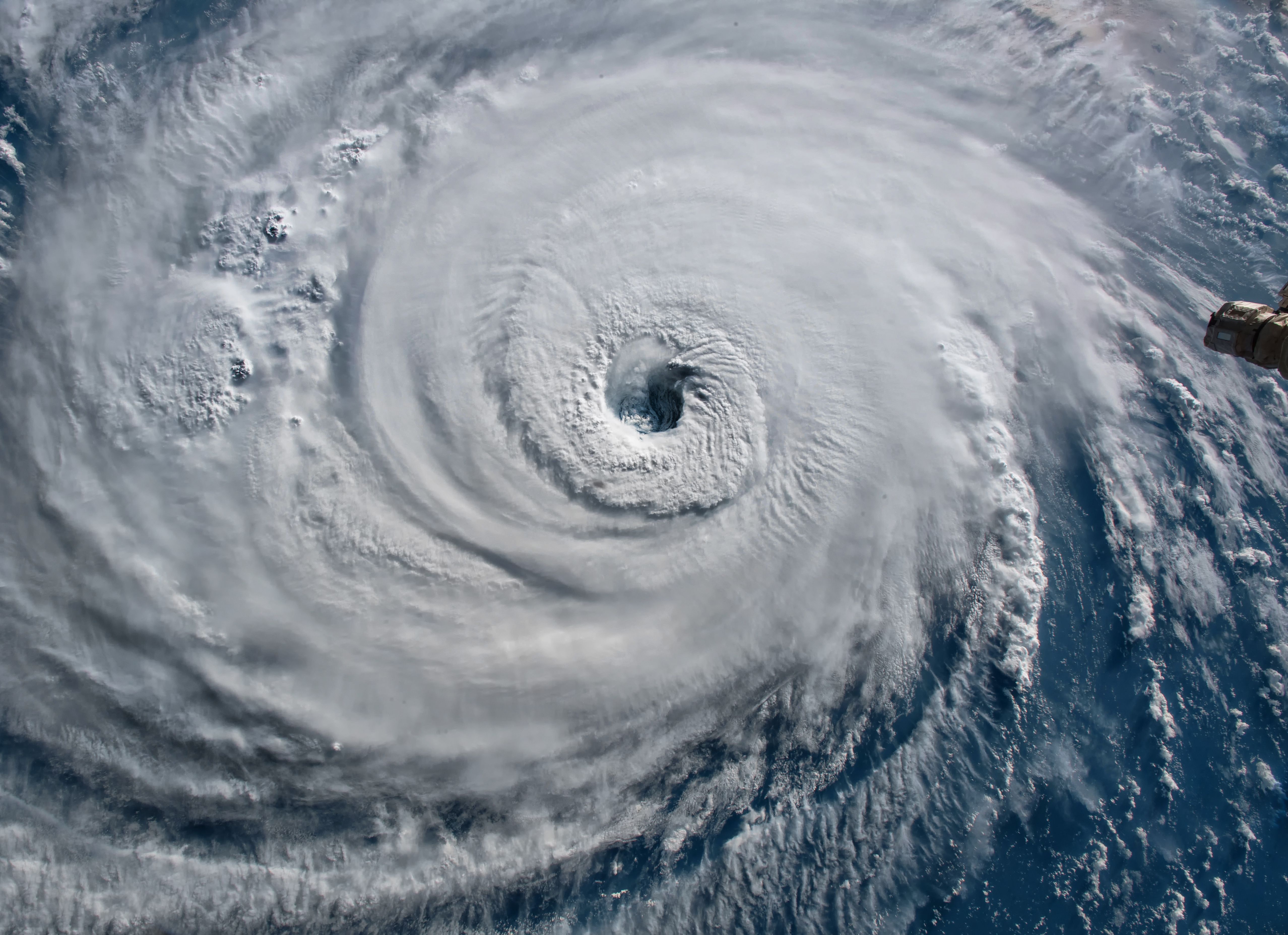Hurricane Irene, Long Island Power Authority (LIPA), OMS