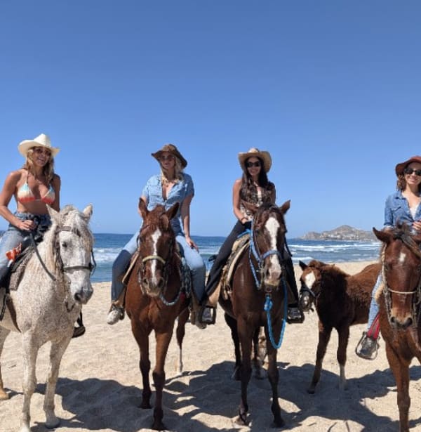 Cerritos Beach Cowboys (Horseback Riding)