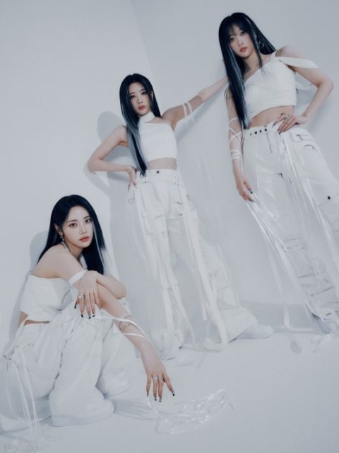 ODD EYE CIRCLE