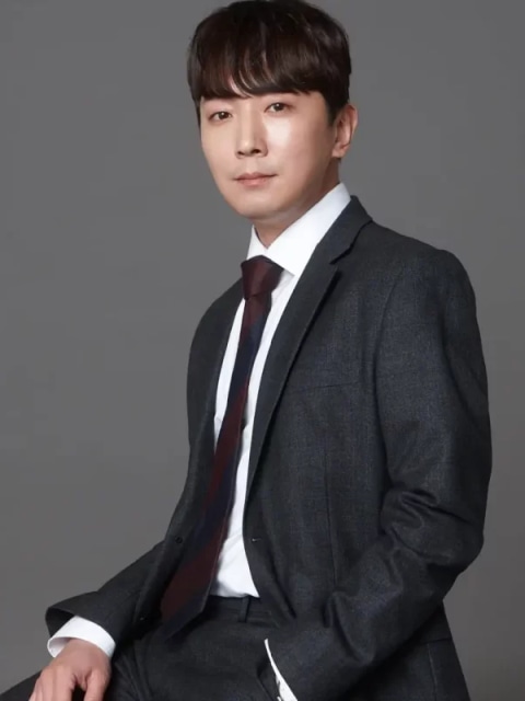 Soonhwon Kwon
