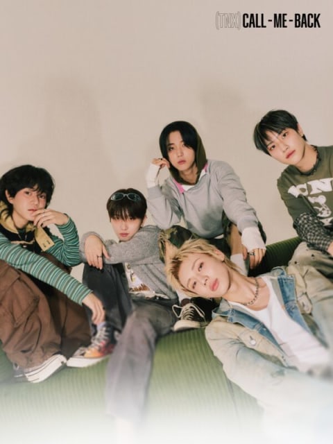 THE NEW SIX (TNX)