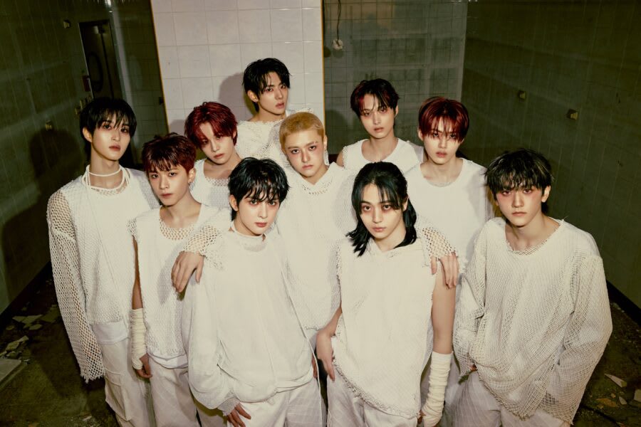 FANTASY BOYS