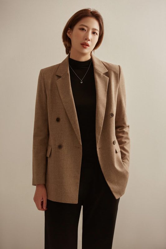 Yoon Jieun