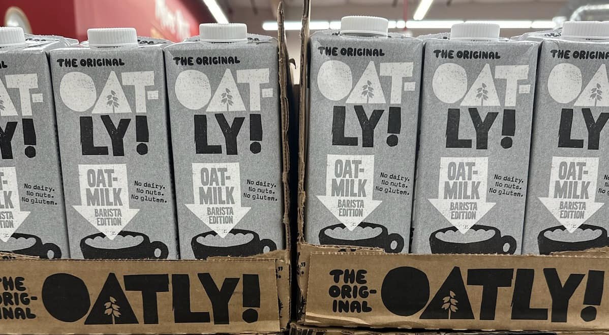 Oatly Oat Milk