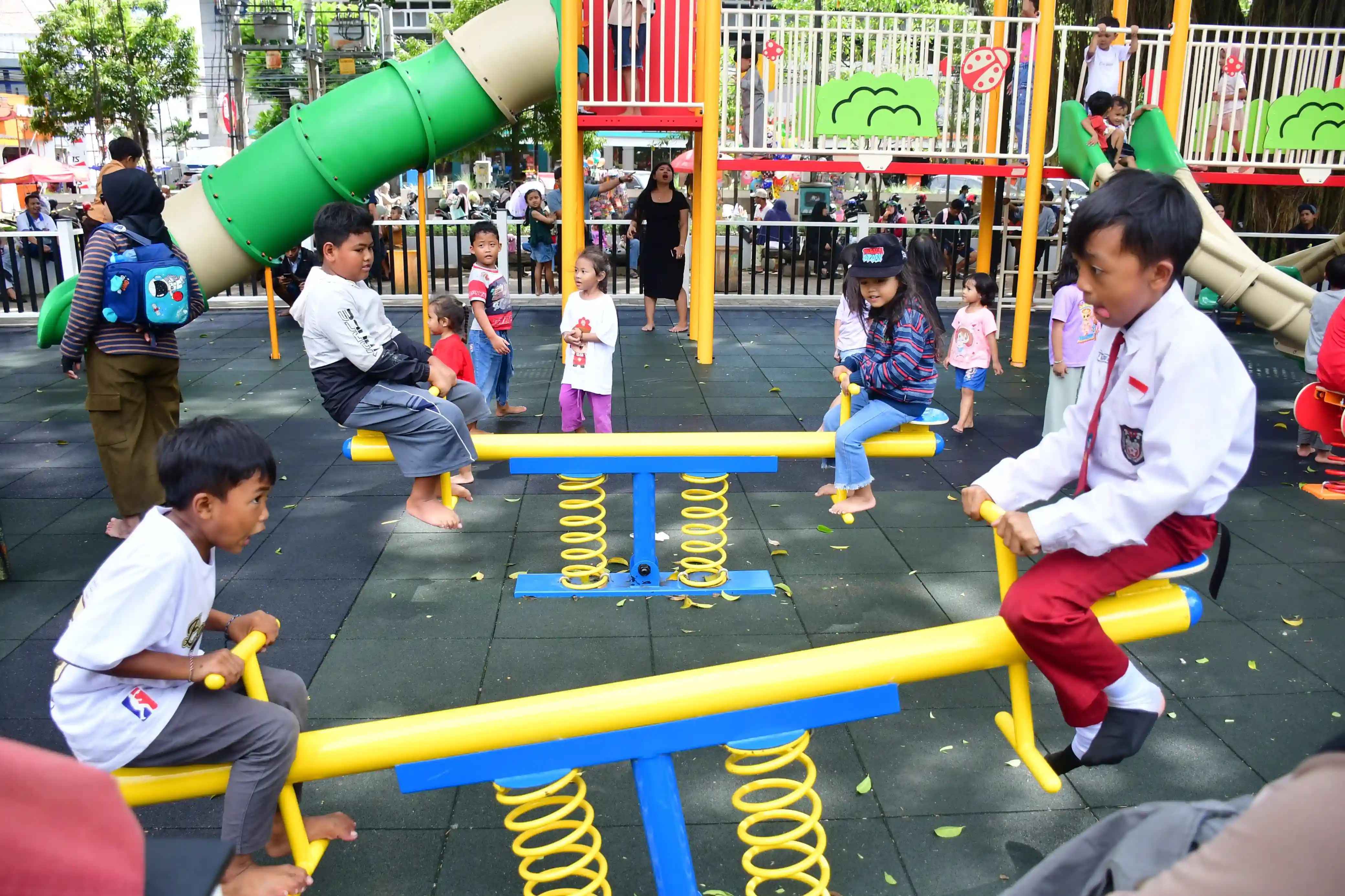 Outdoor Gym Multifungsi