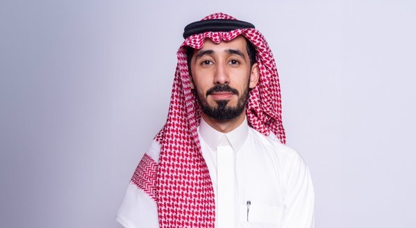 تكليف عضو مجلس إدارة إعمار إمامًا لصلاة التراويح في جامع القبلتين