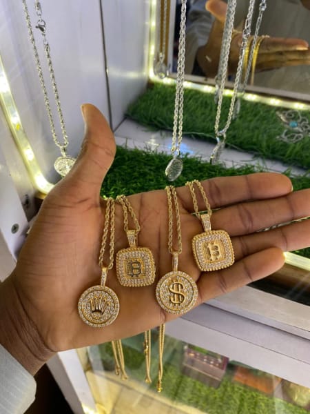 Necklace 