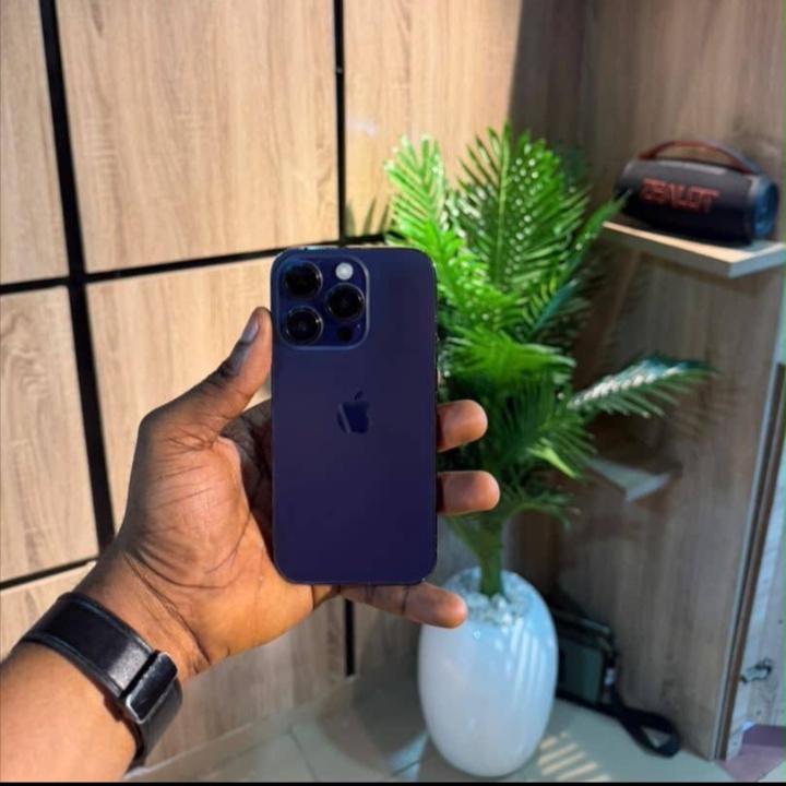 iPhone 14 pro max 
