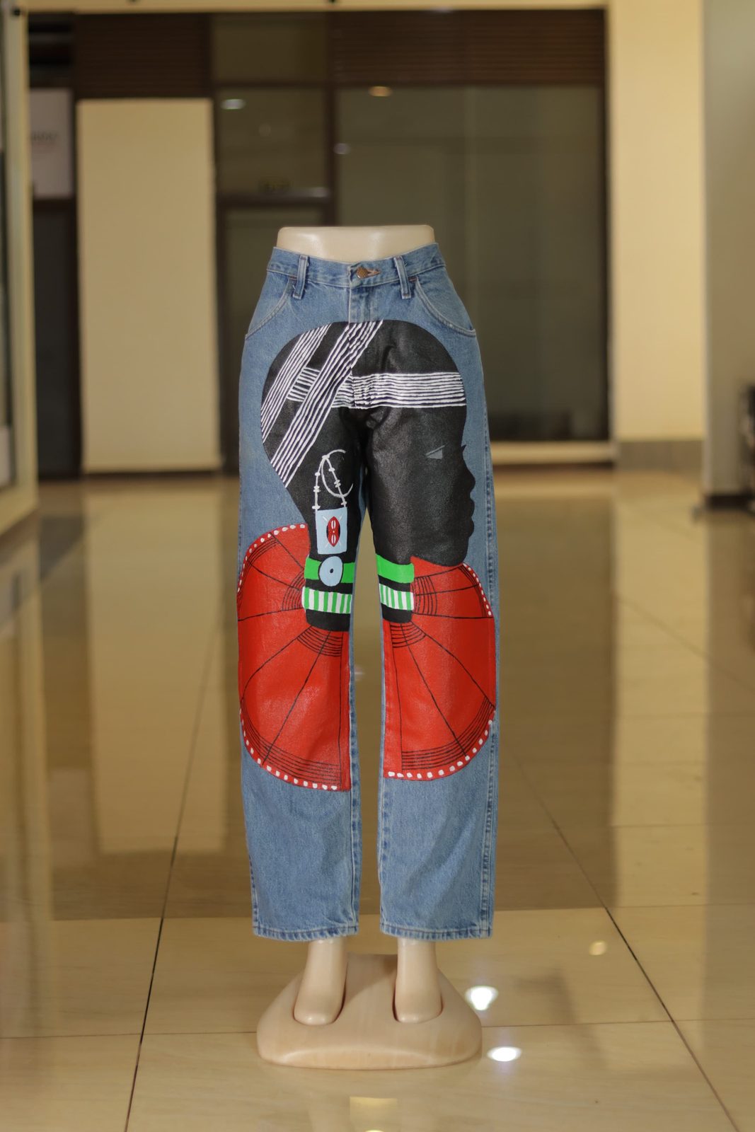 Maasai design with Kenyan theme