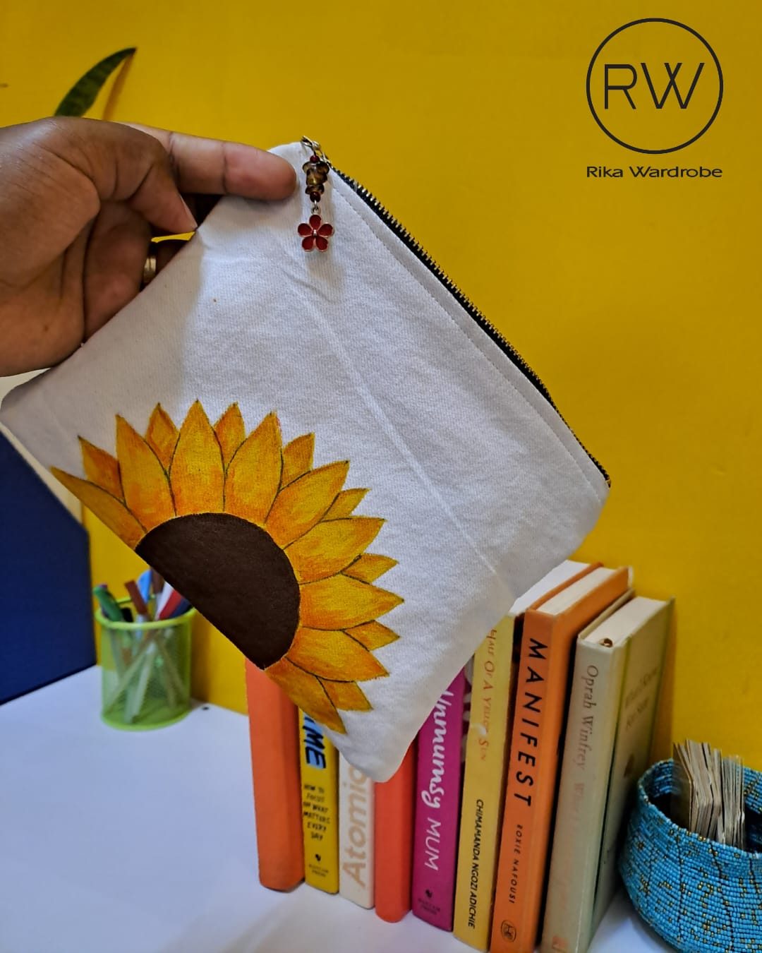 SUNFLOWER BLOOM POUCH