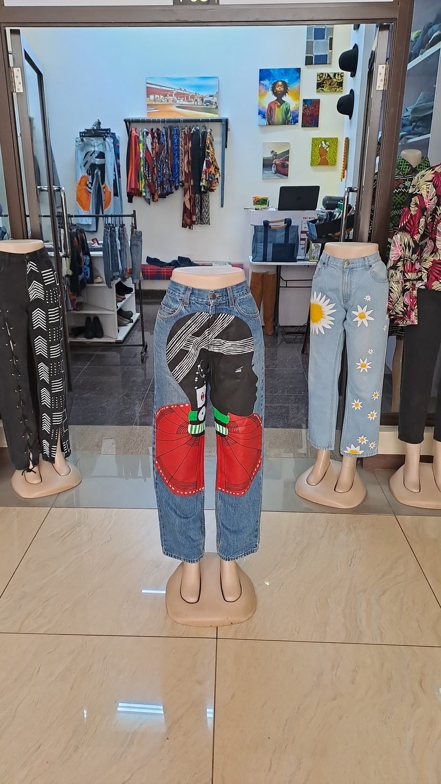 Maasai design with Kenyan theme