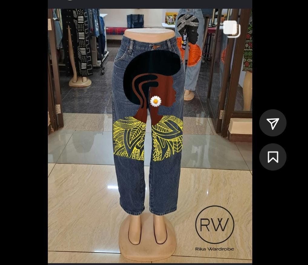 Afro lady with yellow pattern dress