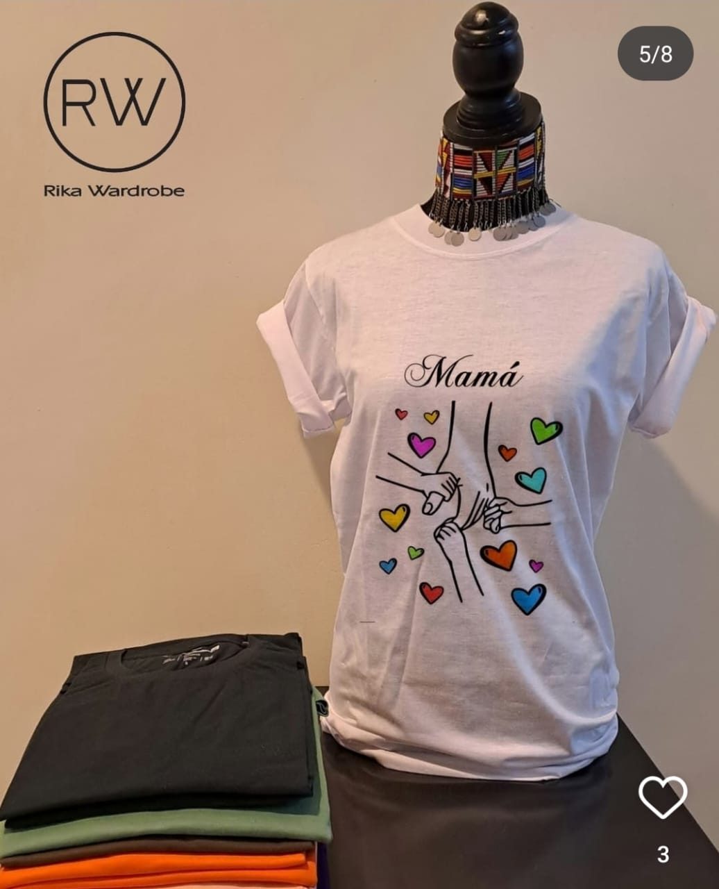 Mama Love Art T-shirt