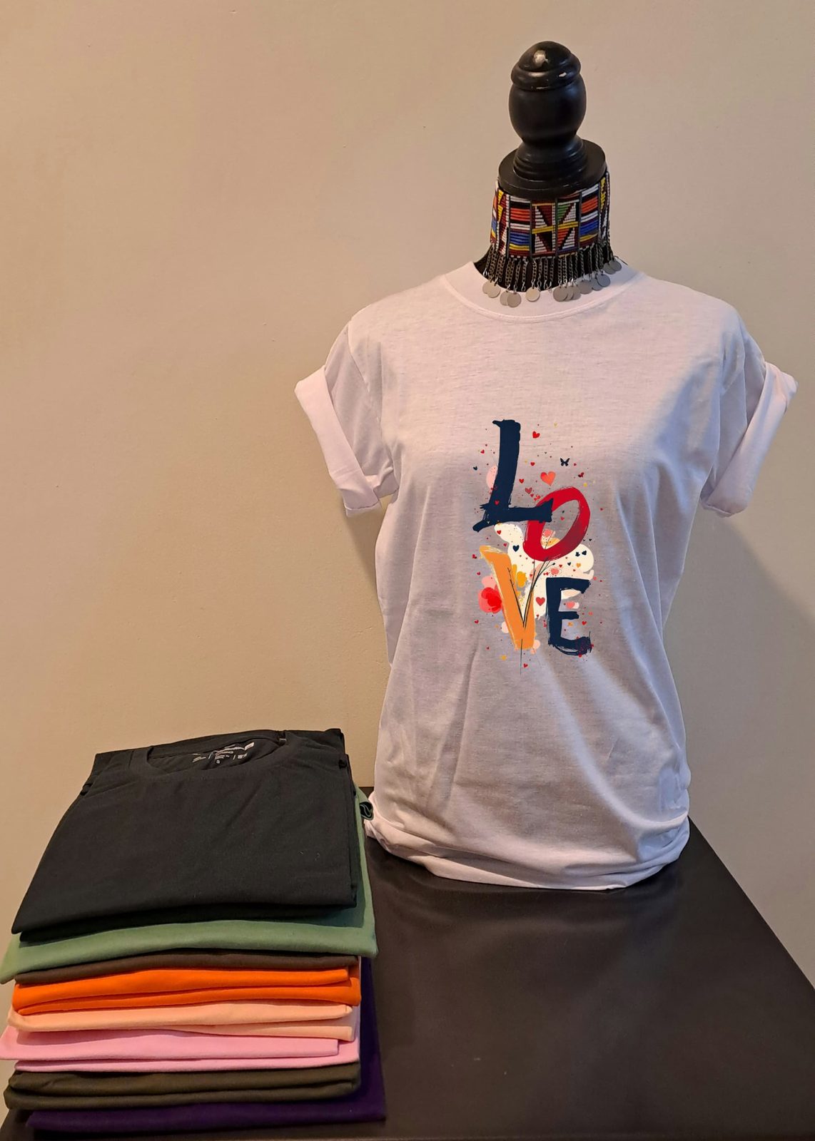 LOVE Art Tshirt