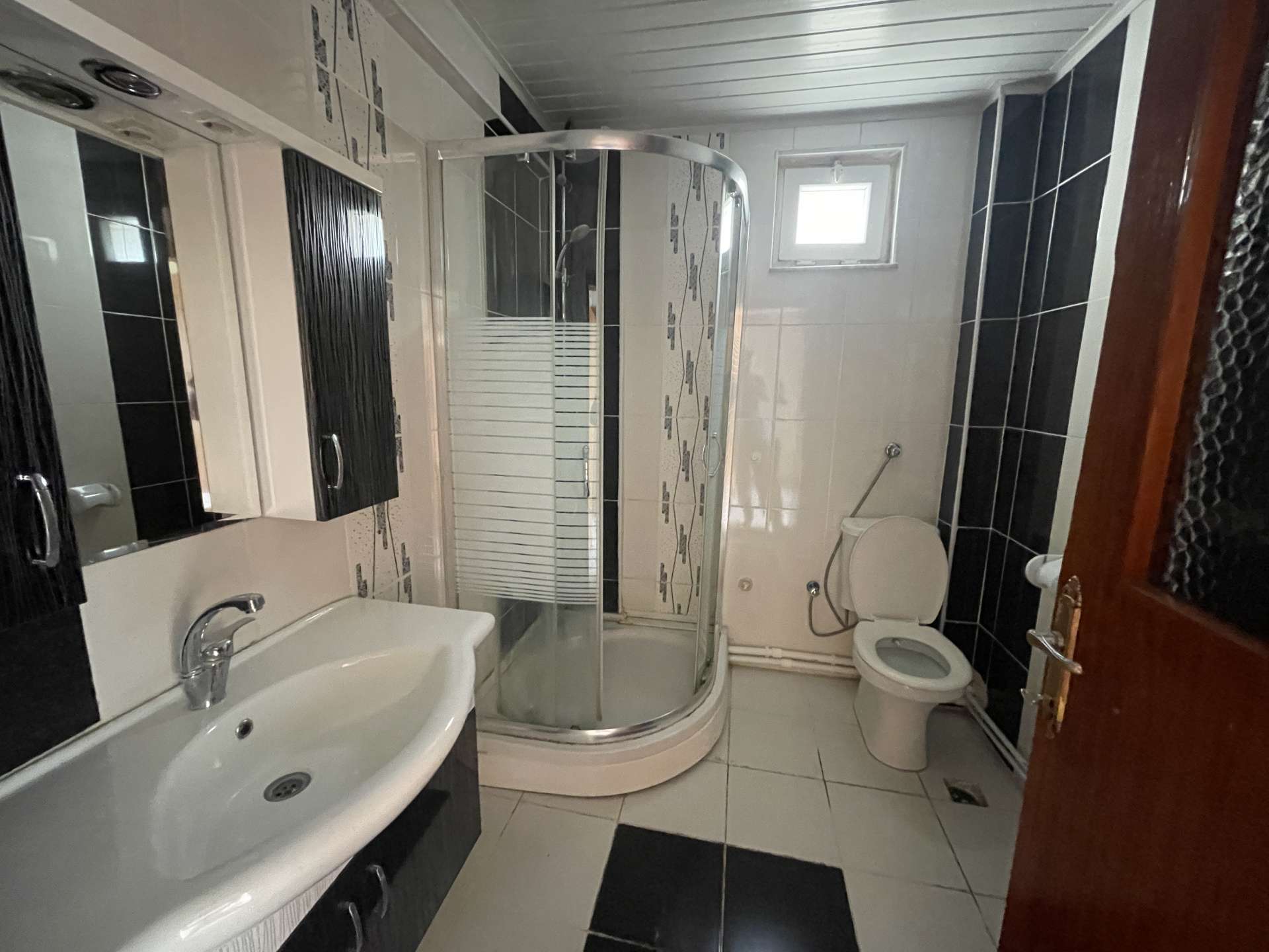 Çarşı Merkeze Yakın Kiralık Daire — Çarşı Merkeze Yakın, fotoğraf 17 / 66