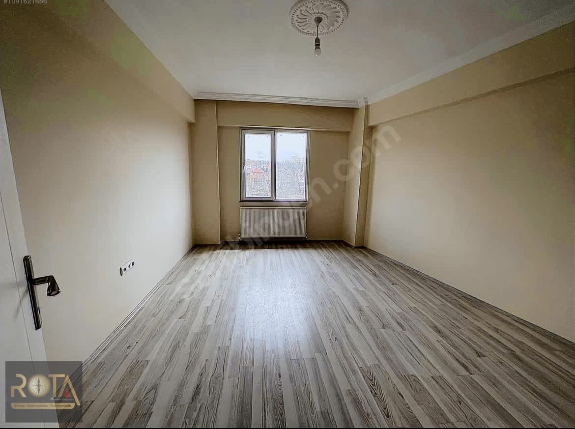 ROTA EMLAKTAN DUBLEX DAİRE SATILIKTIR. — Çarşı Merkeze Yakın, fotoğraf 21 / 33