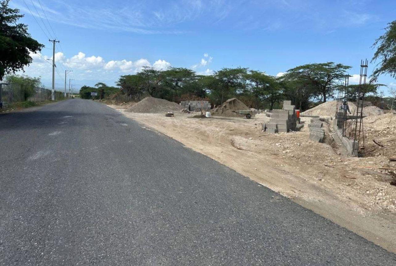 Solar en Residencial  – Cruce de Guayacanes Valverde