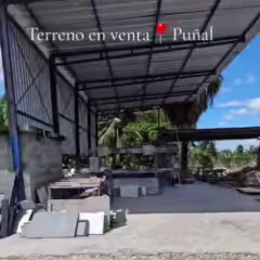 Solar amplio en venta en El Guayabal con acceso a carretera