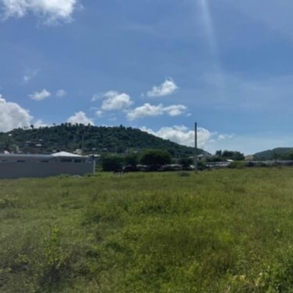 SOLARES EN PADRE LAS CASAS, STO. DGO.