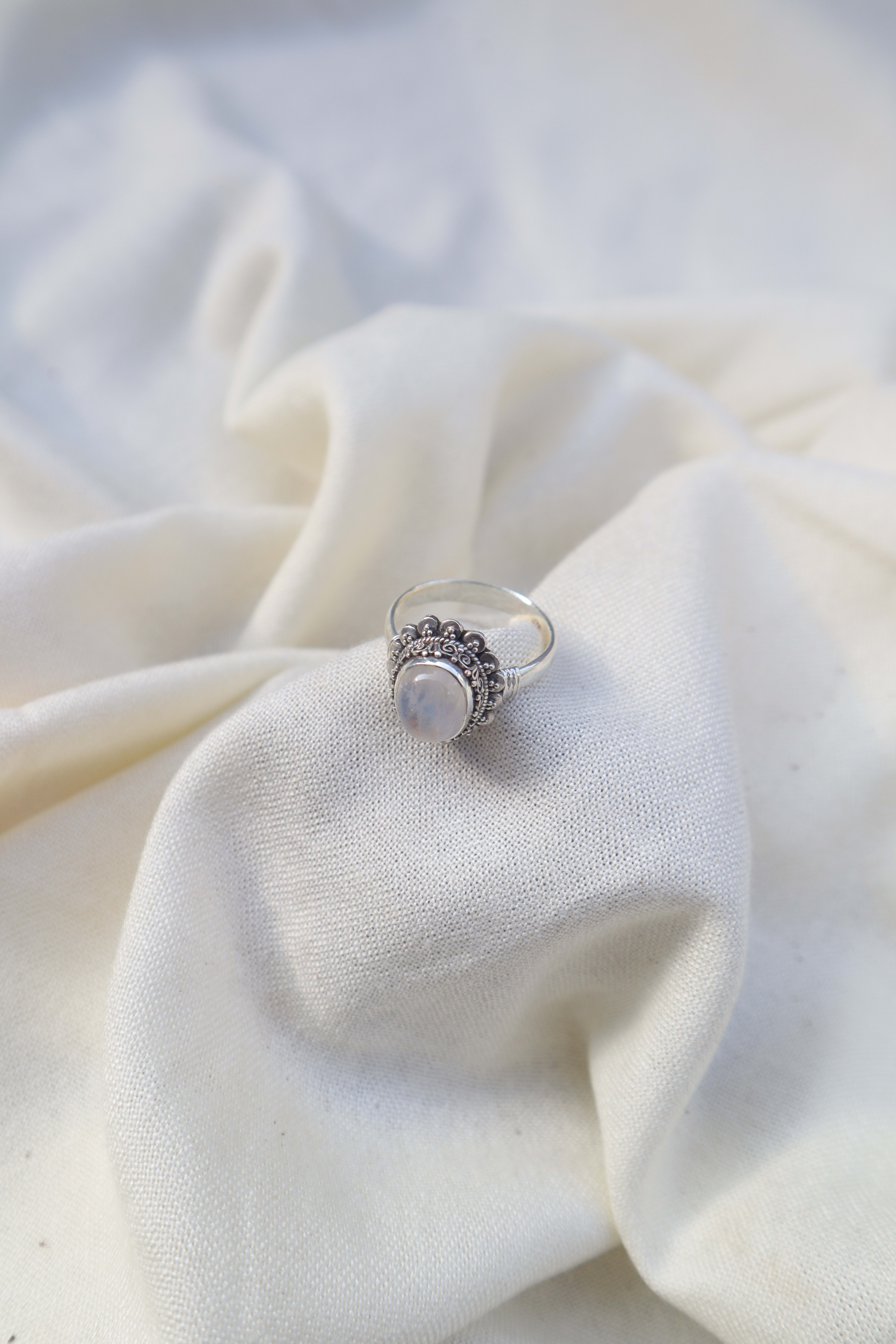 Silver Rainbow Moonstone ring 3