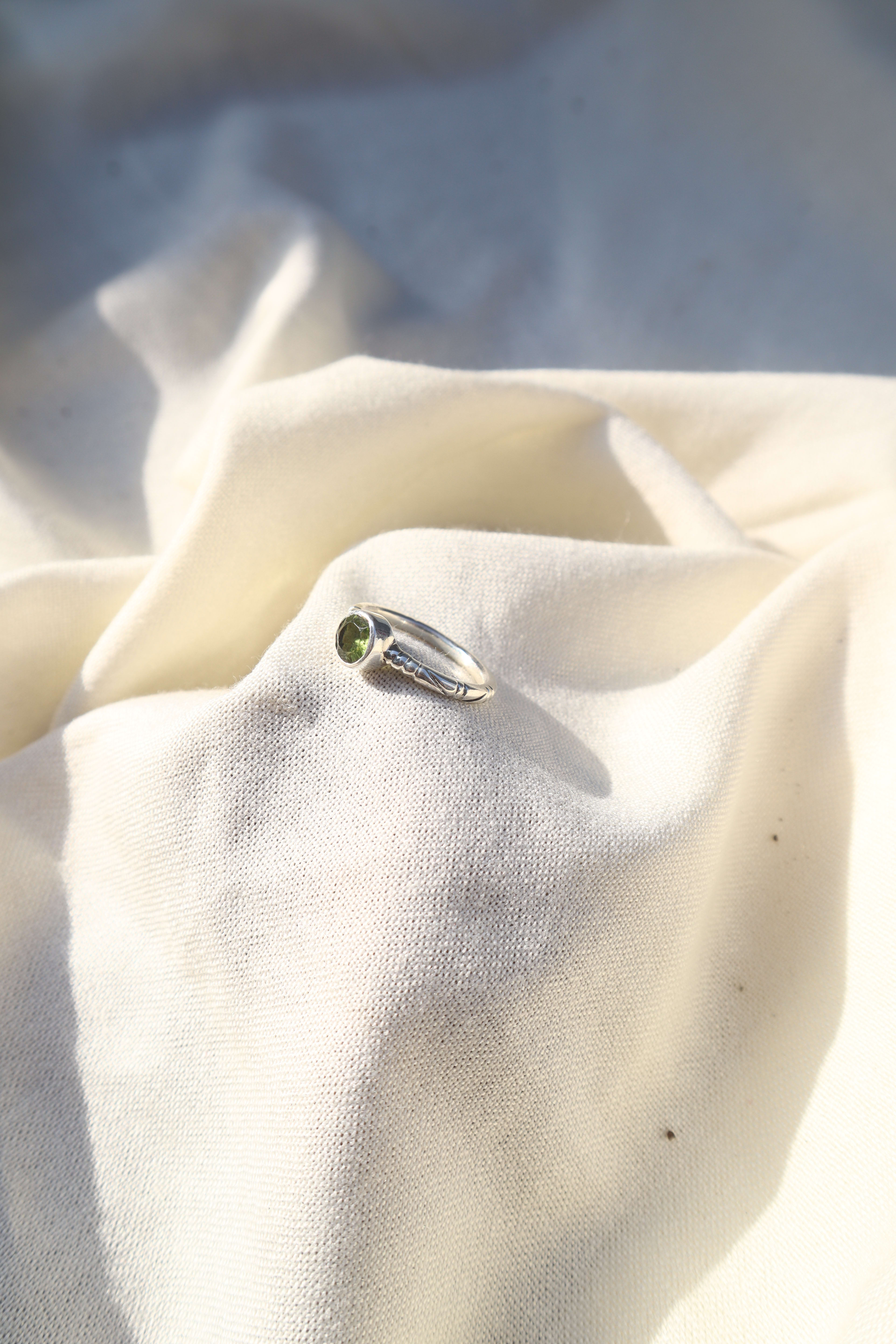 Silver Peridot ring 2