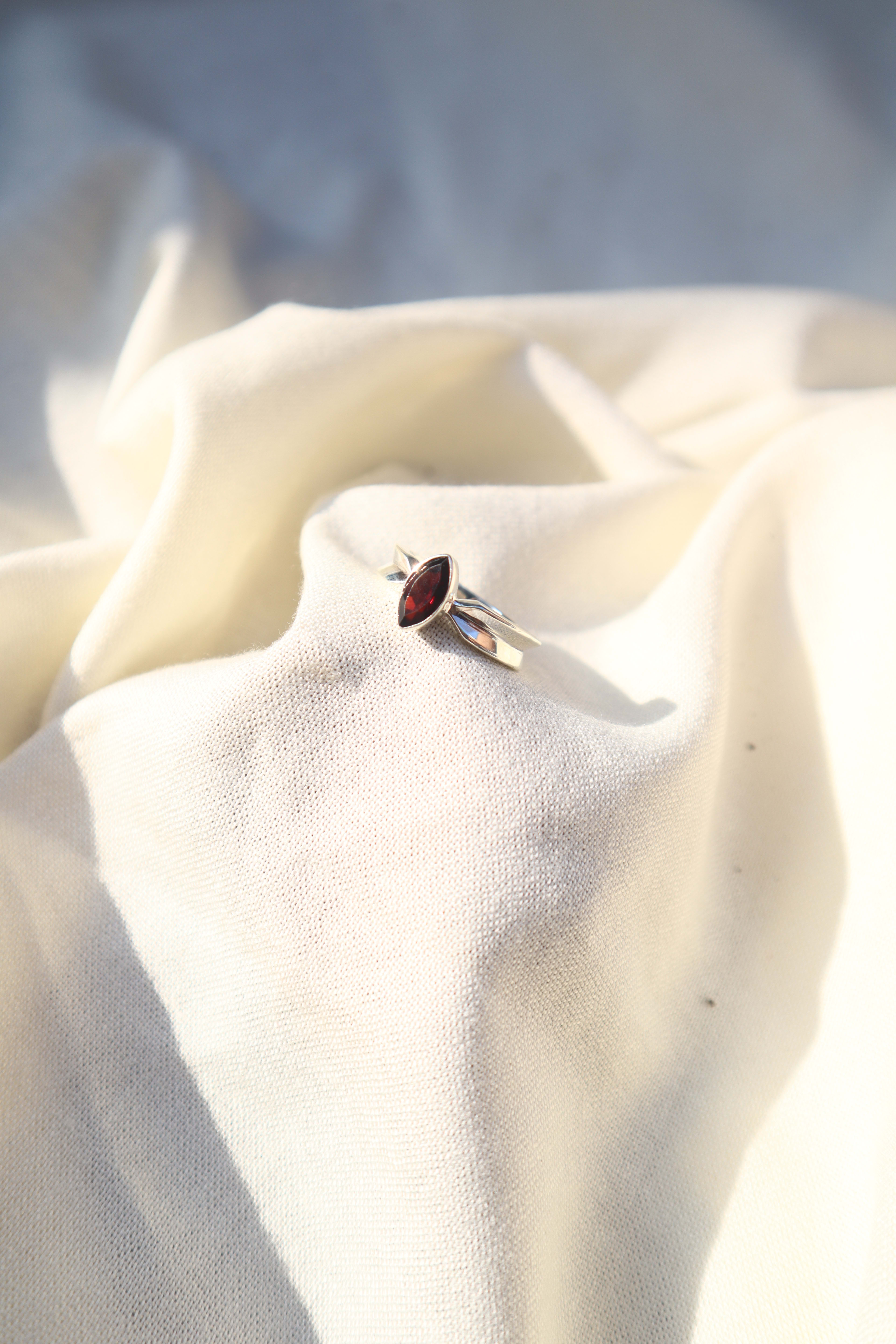 Silver Garnet ring