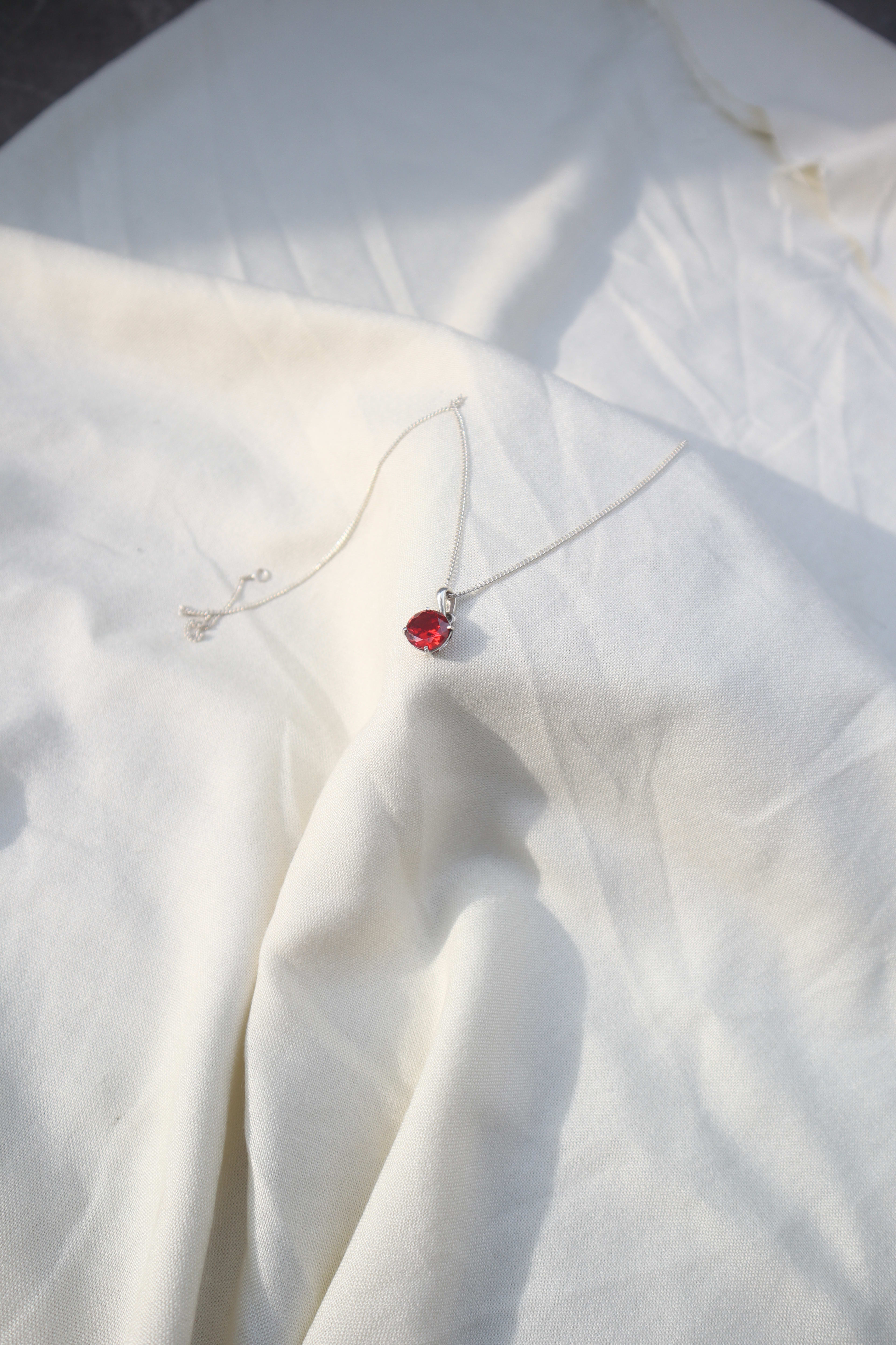Silver Classic stone necklace
