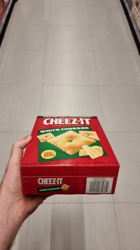 White Cheddar Baked Snack Crackers