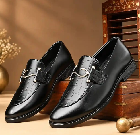 Men Black Buckle Loafers