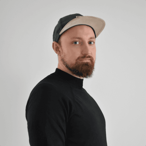 Portret: Artur Grzęda