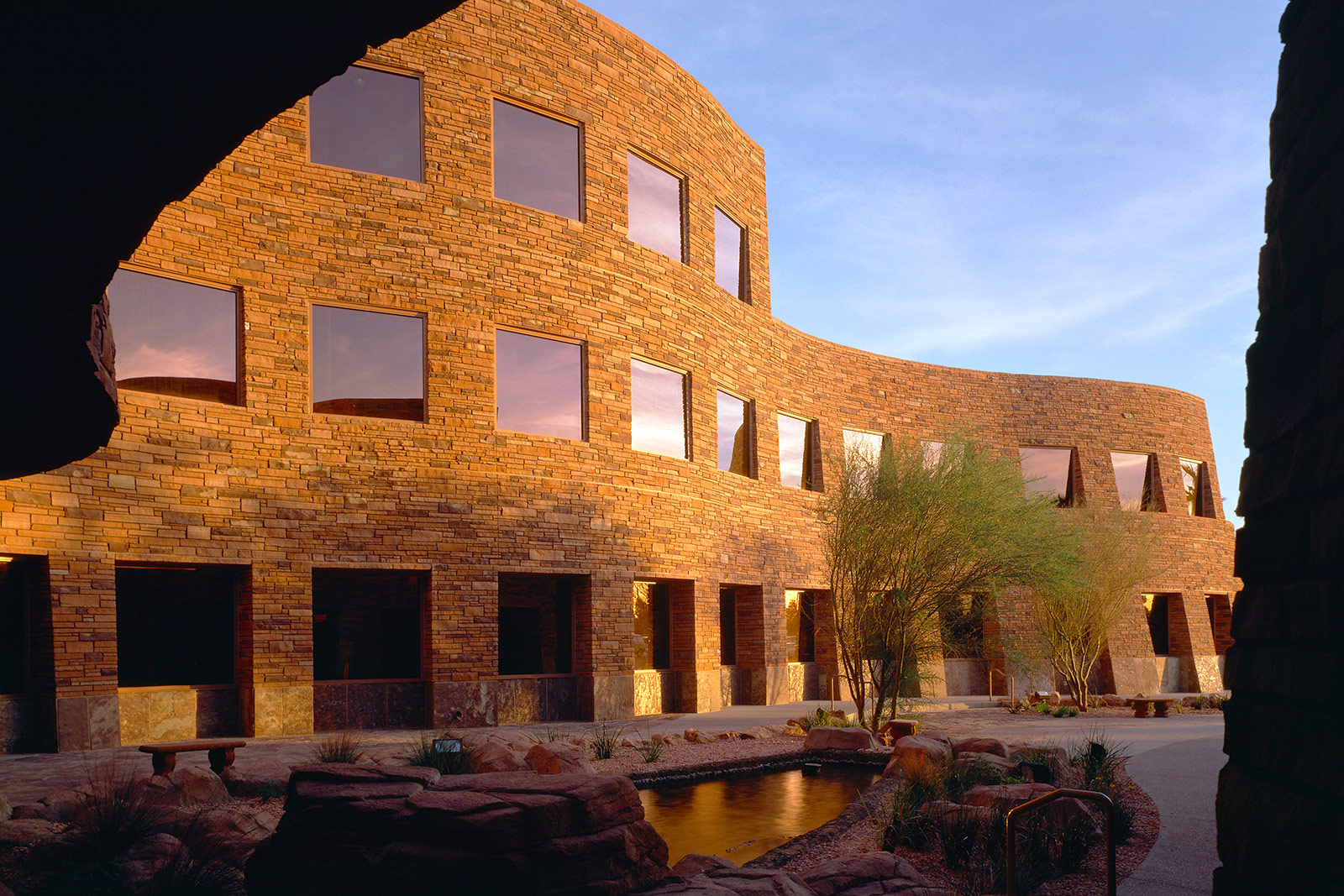 Rfac Building RTC-RFCD Headquarters - Fentress Studios, a Populous Company