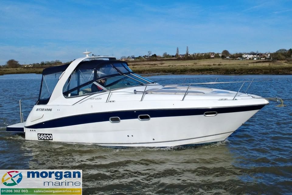 2001 Four Winns 298 vista