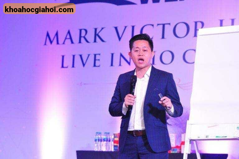 Khóa Học Info Business Master Của Giảng Viên Hoàng Bá Tầu