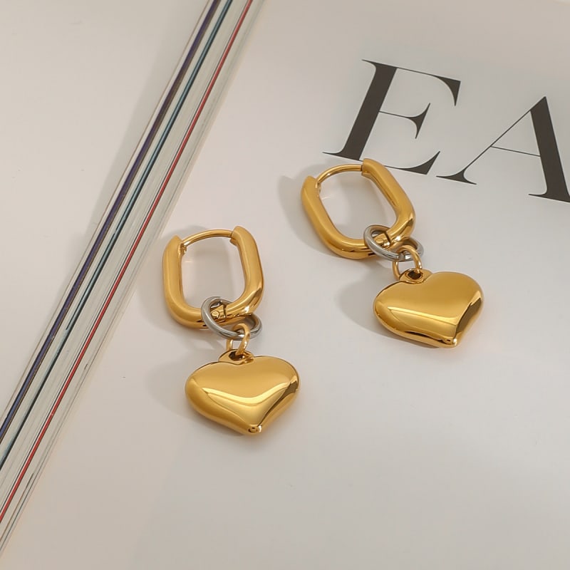 Boucles Coeur Suspendu — vue portée