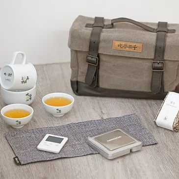 Tea Travel Set With 75g Lisan Oolong Tea