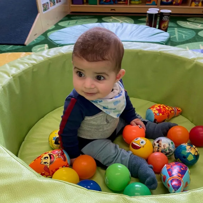 **Up to 18 months**
**Monday to Friday, 7:00 am-6:00 pm**
Your infant will experience educational and developmental play while receiving the nurturing and loving support needed to feel at home. At this early age, we ensure that children begin to engage with their Jewish identity by celebrating holidays and traditions using Hebrew songs, stories and finger play. Our Cooking class allows the preschool and JK/SK children to develop a wide range of skills that go beyond just cooking. They learn important life skills such as teamwork, problem-solving, and creativity, all while gaining an appreciation for different cultures and cuisines.