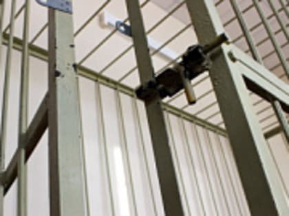 В Твери мужчина через интернет выманивал у детей интимное фото