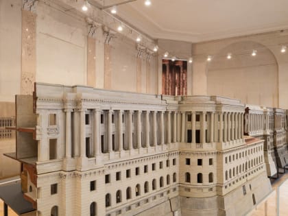 ВТБ выпустил «Культурный гид» по выставке Константина Мельникова в Государственном музее архитектуры имени А.В. Щусева