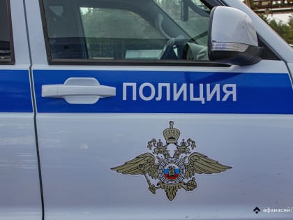 Полиция Тверской области разыскала подозреваемого в краже денег и банковских карт