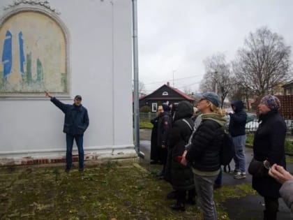 В соборе «Белая Троица» состоялась экскурсия для гостей из Москвы и Твери