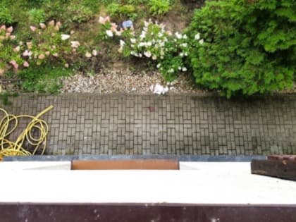 В Тверской области 4-летний малыш упал с 3-го этажа гостиницы и попал в больницу