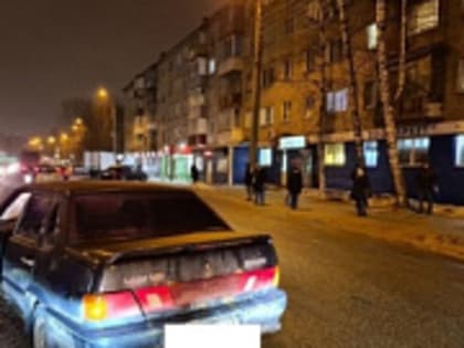 Пожарные спасли людей из горящего дома в Тверской области