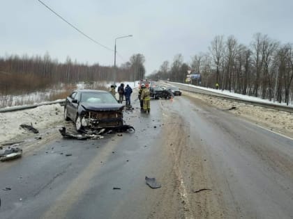 На М10 под Тверью в ДТП пострадал один из водителей
