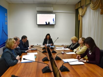 Рассмотрены программы проверок и отчеты о завершении контроля над исполнением представлений