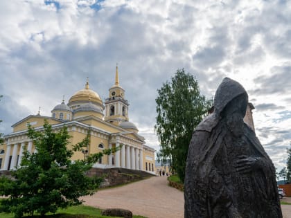 В Нило-Столобенской пустыни накануне дня памяти преподобного Нила совершены праздничные богослужения