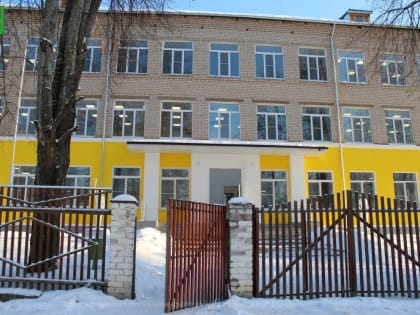 В посёлке Суховерково Калининского района после капитального ремонта открылась школа