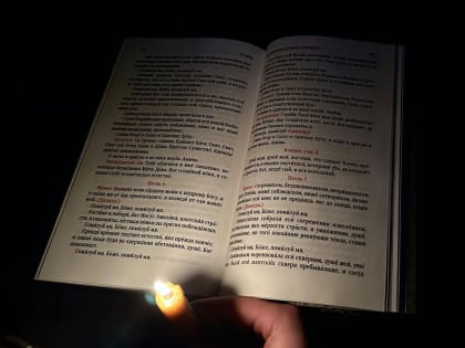 В среду первой седмицы Поста митрополит Амвросий совершил чтение Покаянного канона в Александро-Невском храме Твери