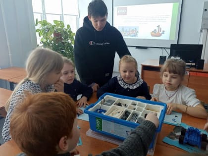 «Точка Роста» развивает и учиться помогает!