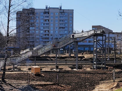 В Твери возвели пешеходный переход через пути на "Горбатке"