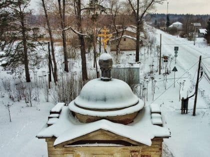 На Селигере погибают часовня с редкими фресками и старинная мельница